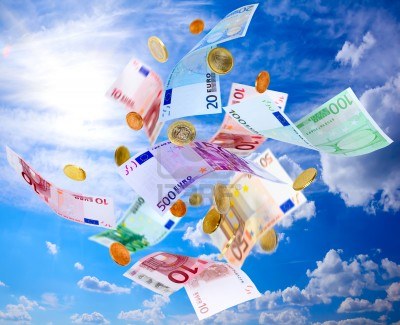 euros qui tombe du ciel bleu